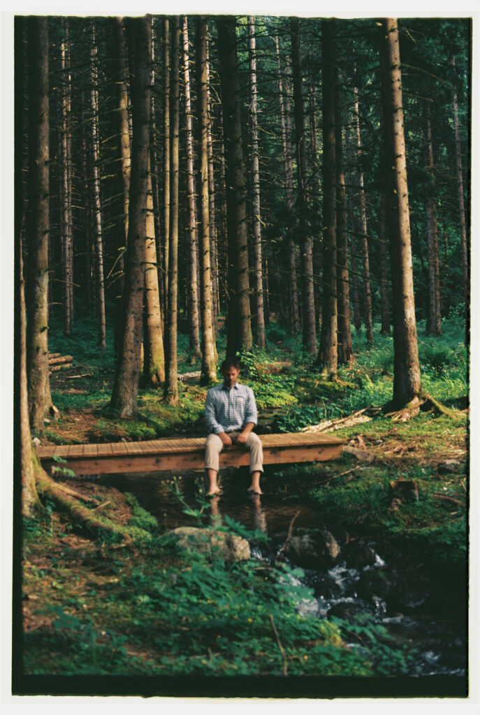 Conscious breathing session during a past Vernay expedition in the French Alps.